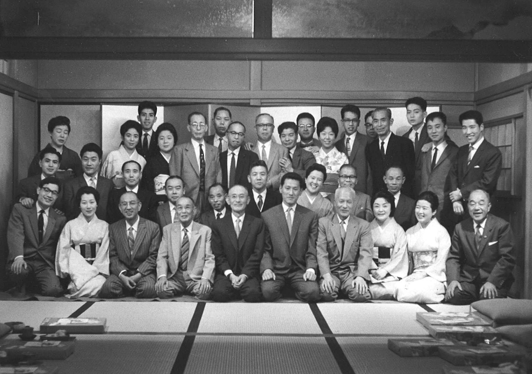 uyeda jeweller / 創業75周年を記念して柳橋の亀清楼にて。当時の社員、職人と。