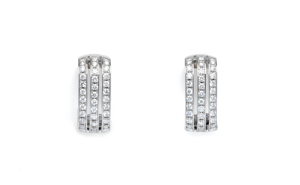 K-line / Earrings / K18WG / Diamond